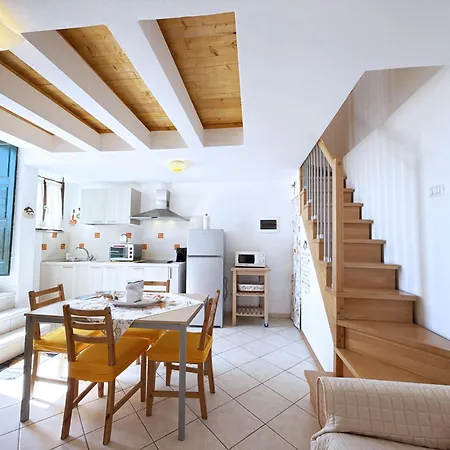 Casa Mirna - Rio - Argonautivacanze * Rio dellʼElba